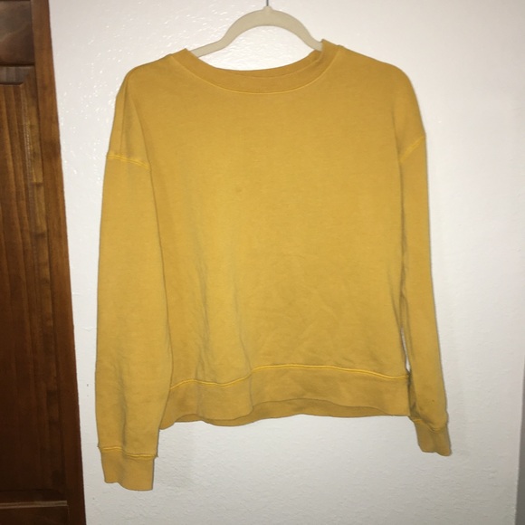 Tops - Picture 2 of 8